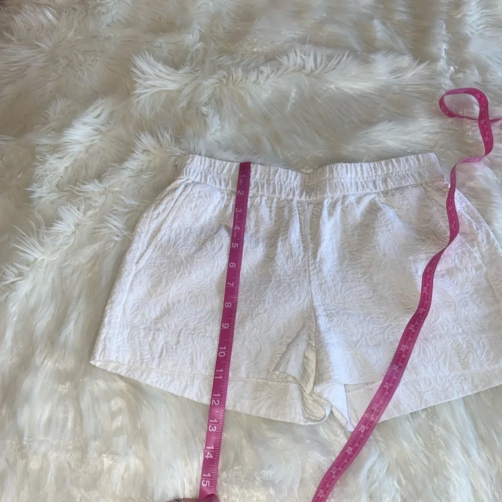 J.Crew size 0 white patterned plush soft shorts